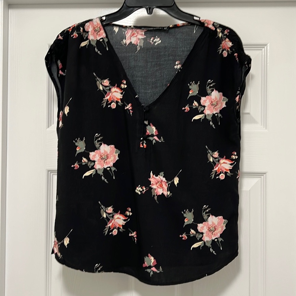 Abercrombie & Fitch Floral Top